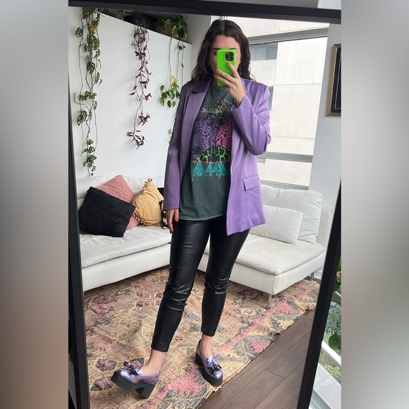 Meet your Posher, April - Picture 3 of 3